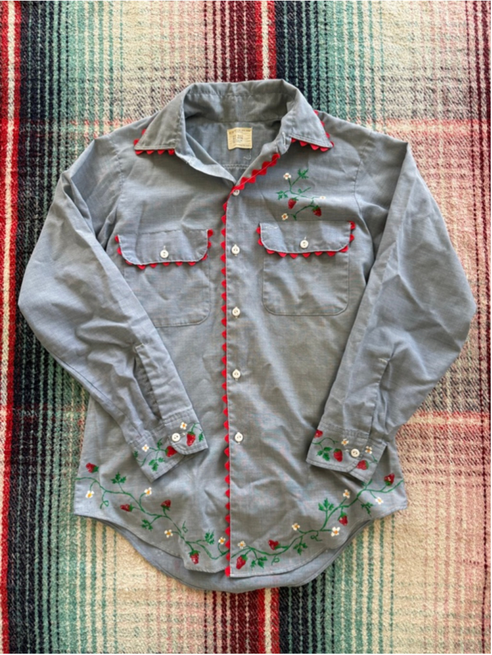 70s BIG MAC Hand Painted Chambray Shirt with Red Trim M